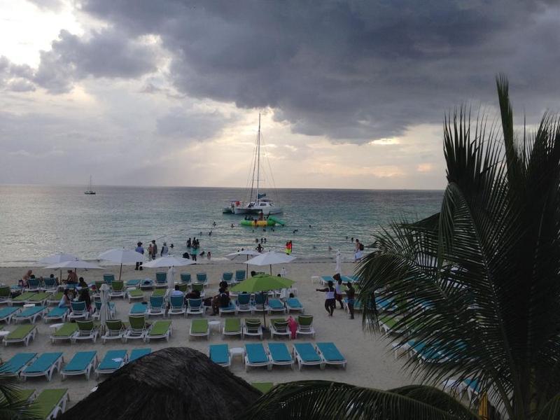 Pure Oasis Resort Negril Buitenkant foto