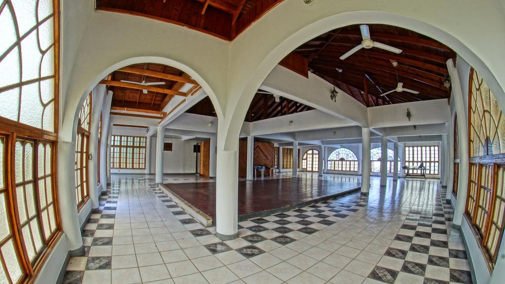 Pure Oasis Resort Negril Buitenkant foto