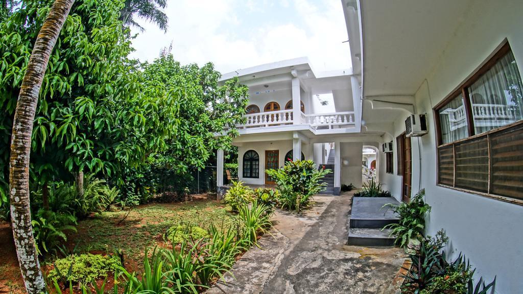 Pure Oasis Resort Negril Buitenkant foto