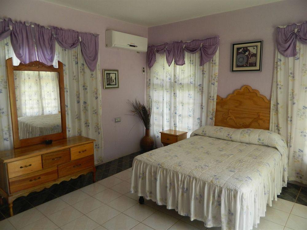 Pure Oasis Resort Negril Buitenkant foto